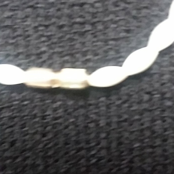 Shell necklace - Picture 3 of 3